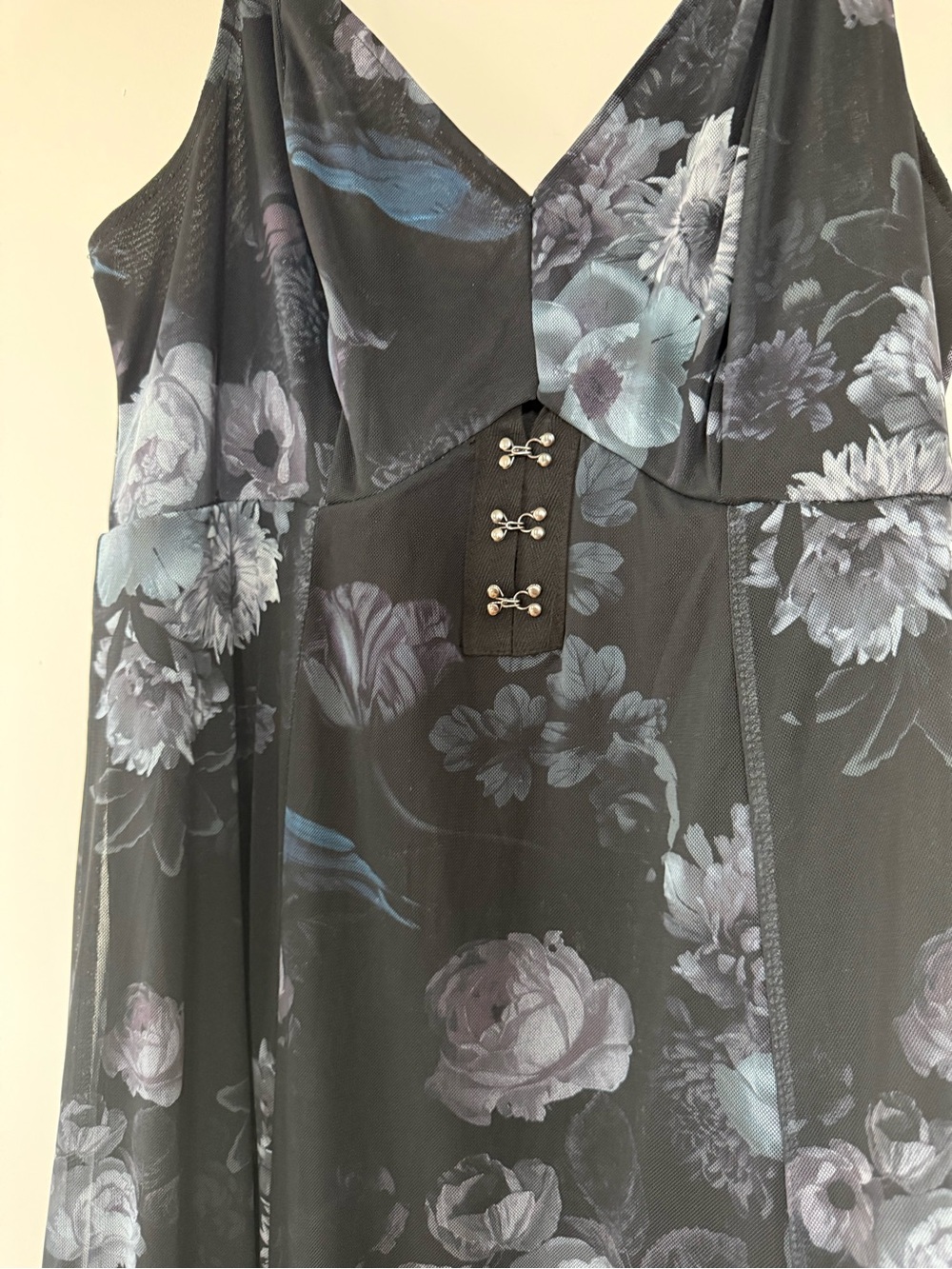Torrid Nightfall Size 0 Black Floral Slip Dress with Blue Rose Print - Picture 4 of 6